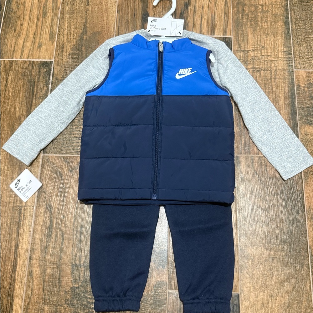 Nike Boys Toddler 3T Crewneck T-Shirt, Vest and Pants, 3-Piece Set